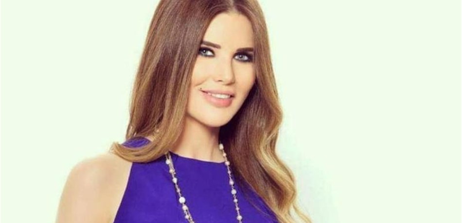 منى أبو حمزة تتجه إلى عالم المجوهرات!