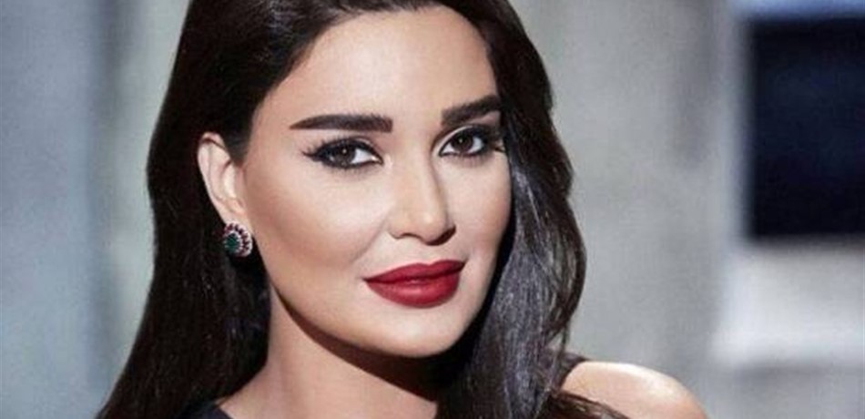 ابنة سيرين عبد النور تثير ضجّة.. شاهدوا كيف رسمت والدتها