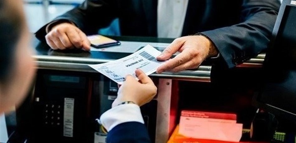 حيلة بسيطة لتغيّر تذكرتك للدرجة الأولى مجاناً