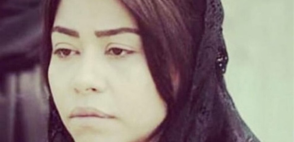 بالفيديو: شيرين تتلقى سيلا من "تغريدات التعزية".. وغياب أهل الفن بالجنازة 