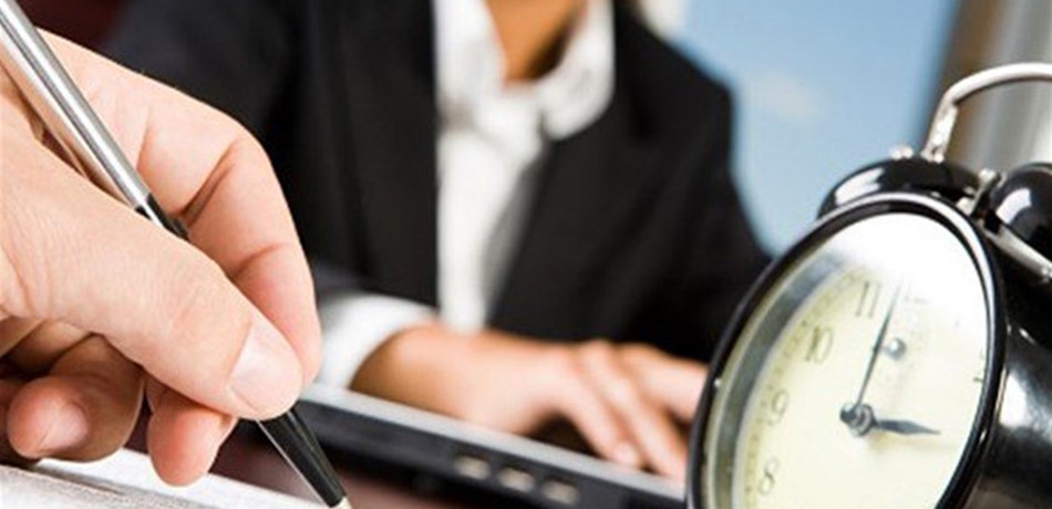 دوام عمل جديد في الوظائف العامة.. ماذا عن البطاقة البيومترية؟
