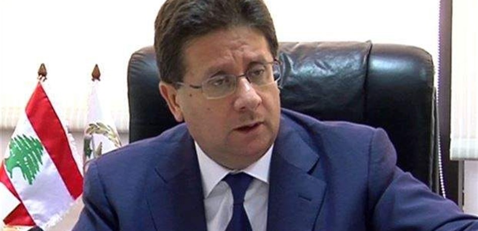 كنعان: نرفض أي تسوية بموضوع النزوح السوري