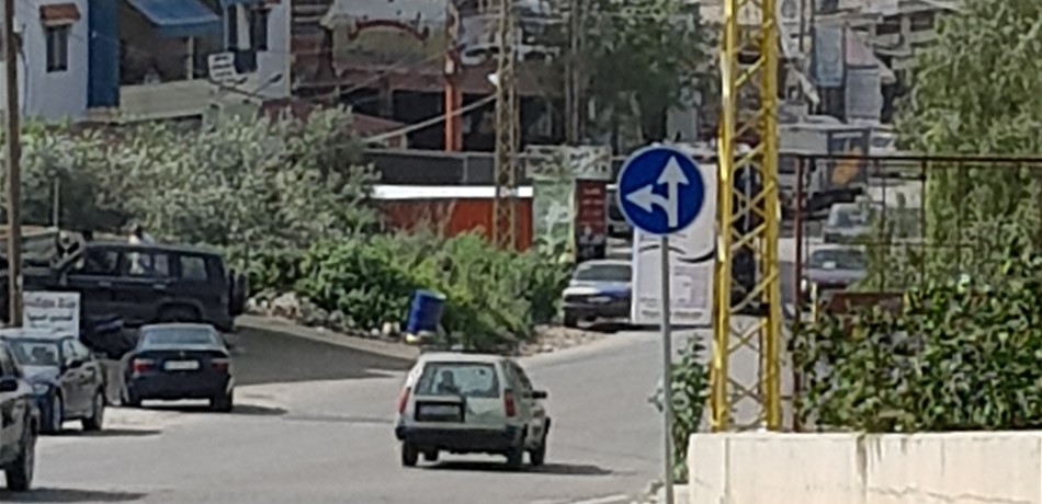 بالصور.. هذا ما حصل على طريق جدرا - برجا