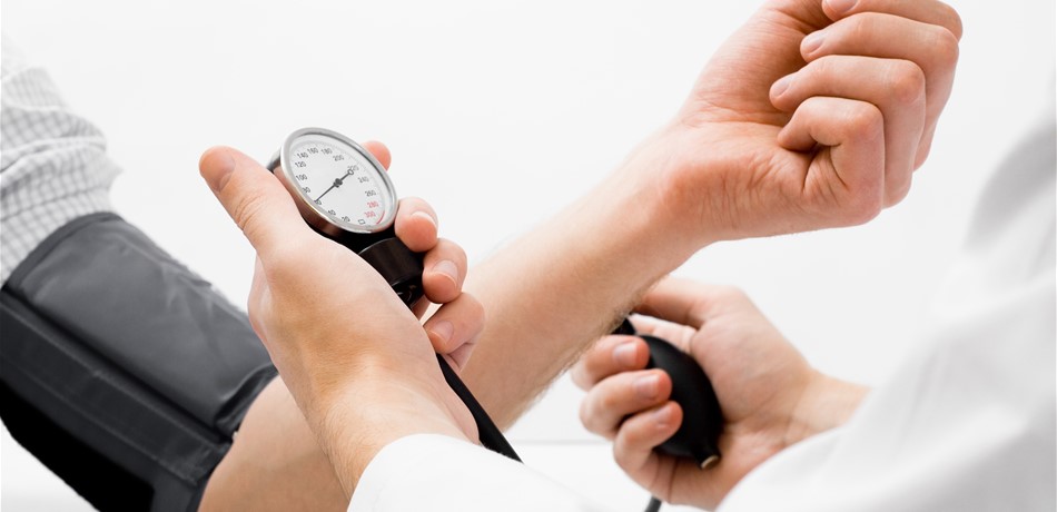 أطعمة تساعد على خفض ضغط الدم.. أكثروا من هذه الفاكهة! 