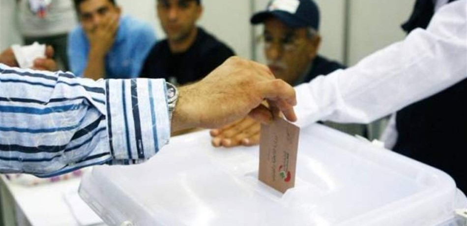 وصول صناديق أصوات المقترعين في الدول العربية الى لبنان