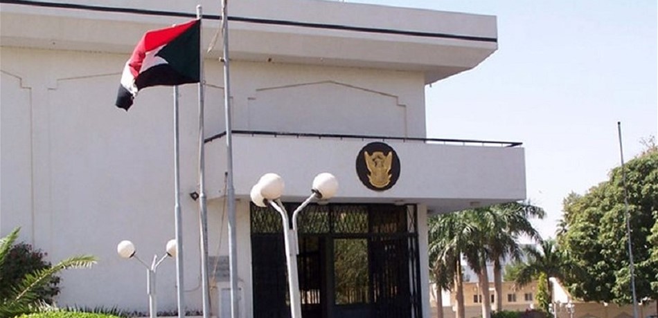 السودان يغلق 13 بعثة دبلوماسية.. لترشيد الإنفاق!
