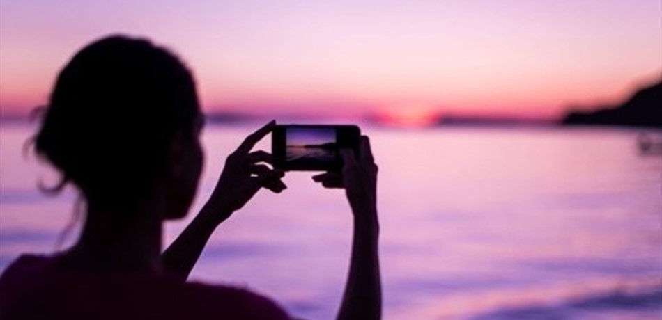 لعشاق التصوير.. وظيفة أحلامكم بـ10 آلاف دولار في الشهر!