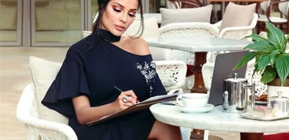 نادين نسيب نجيم تشعل مواقع التواصل بفيديو مع طفليها.. شاهدوا ماذا حصل