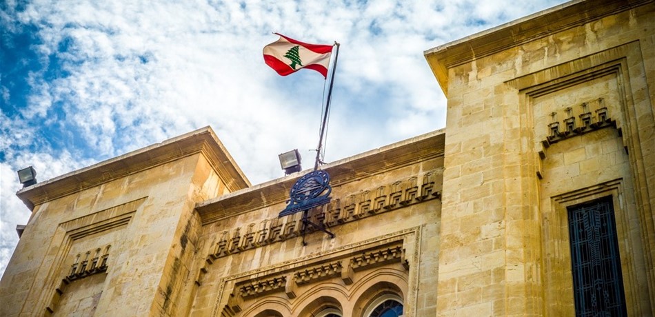 "لو موند" تسلّط الضوء على انخفاض نسبة الاقتراع: هذا ما جرى في لبنان الأحد! 