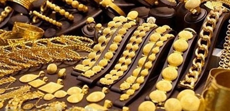 الذهب يتراجع مع صعود مؤشر الدولار لأعلى مستوى