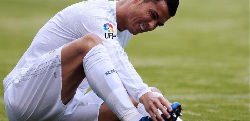 ريال مدريد غاضب من زيدان بعد اصابة رونالدو!
