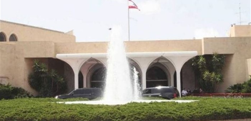 الدعوة إلى الإستشارات الملزمة الثلاثاء