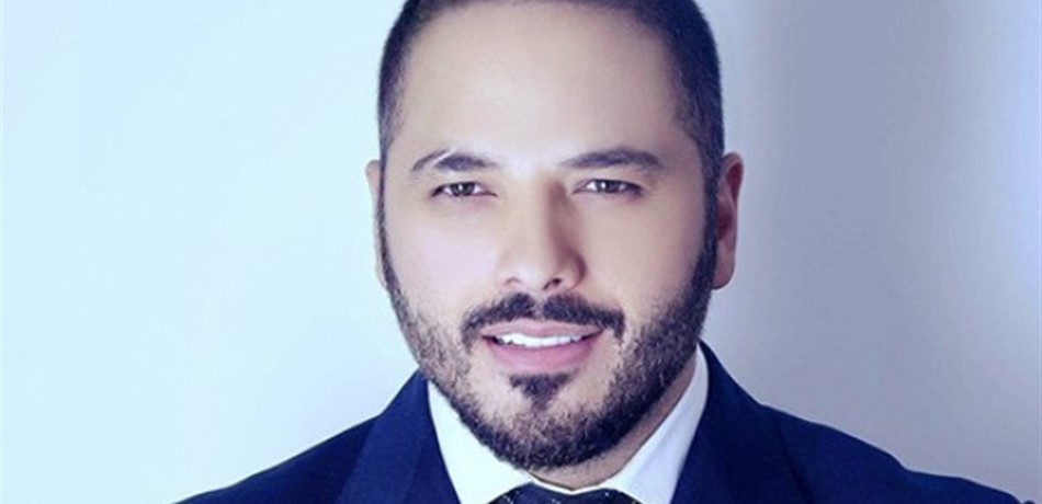 فيديو مسرب لرامي عياش من مطار بيروت.. ماذا فعل مع المسافرين؟!