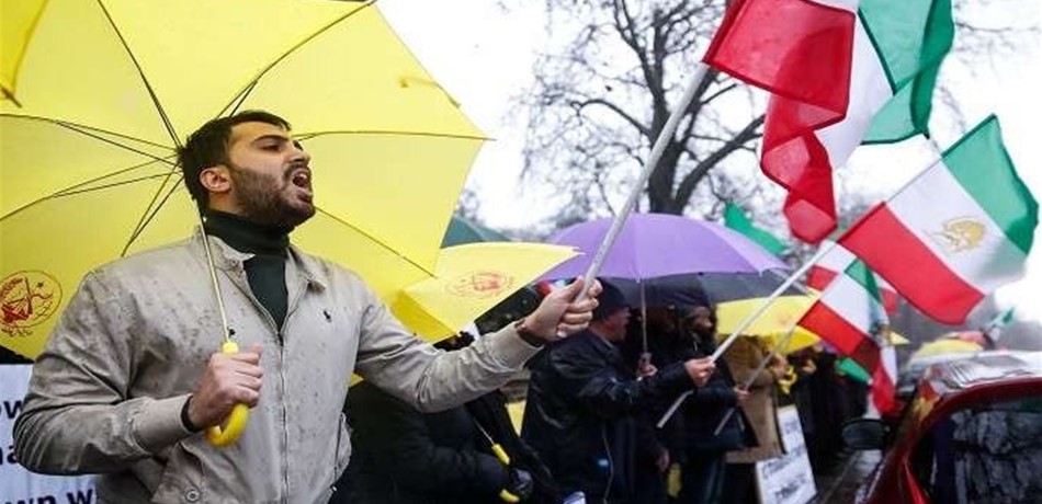 ايران: قوات الأمن ستواجه بحزم الاضطرابات التي تخدم أميركا