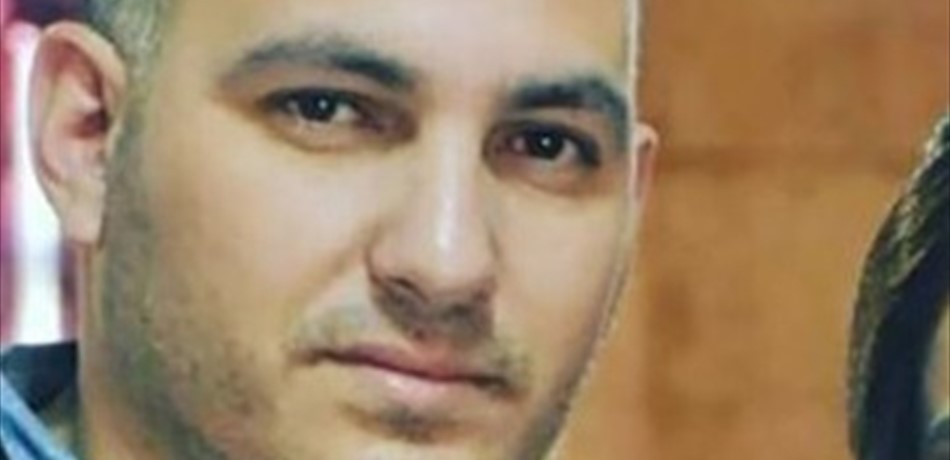 وقفة وفاء تضامنية في الشويفات مع والدة علاء أبي فرج 