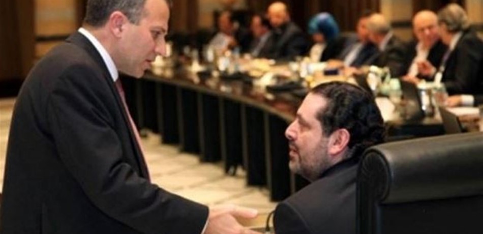 تجاذب أزرق – برتقالي حول "الاقتصاد"