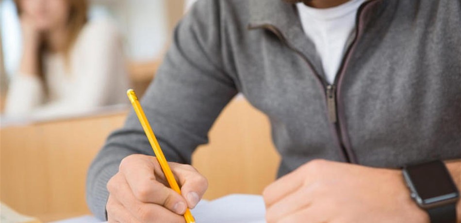 ما تأثير الطّقس الحار على الطلاب في الإمتحانات؟!