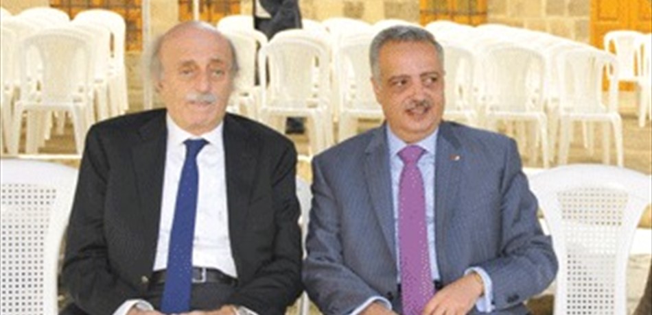 سجال حادّ بين أرسلان وجنبلاط.. وهذه الأرقام تكشف الكثير!