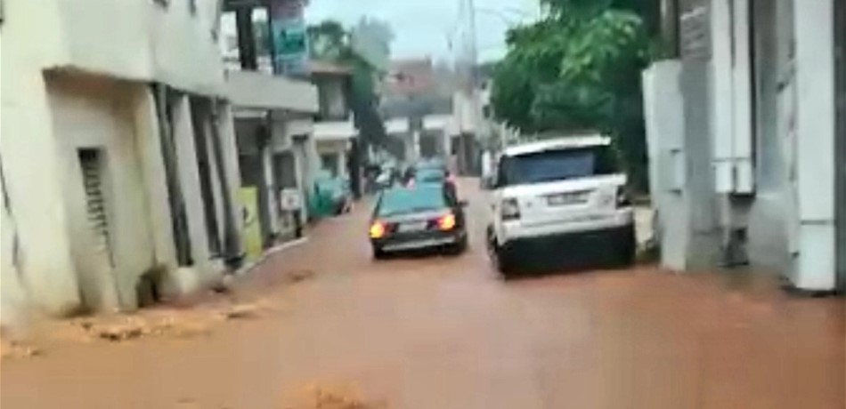 بالصورة: أمطار غزيرة في عكار.. سيول ووحولّ!