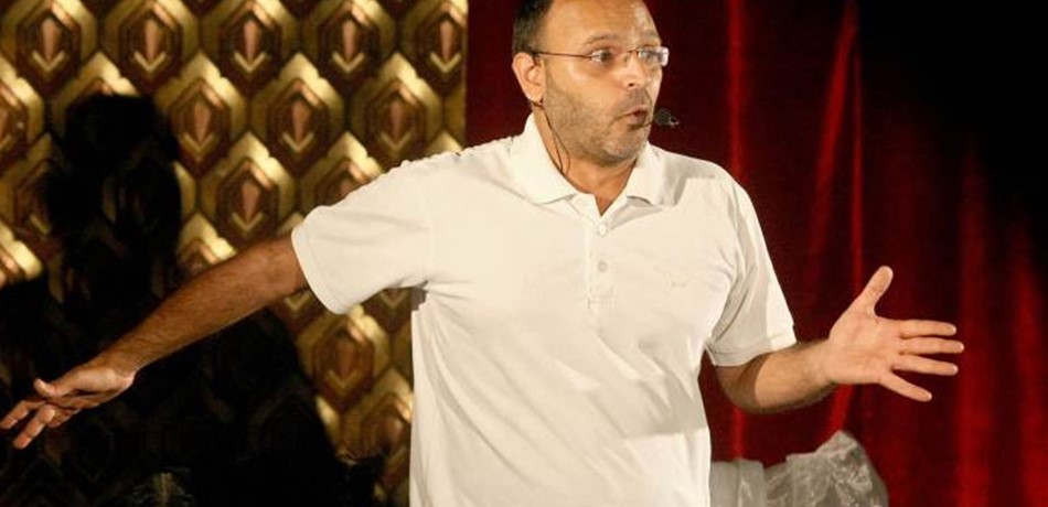  زياد عيتاني يحذر من "ملكة الشر".. هل تم اختراق حسابه مجدداً؟
