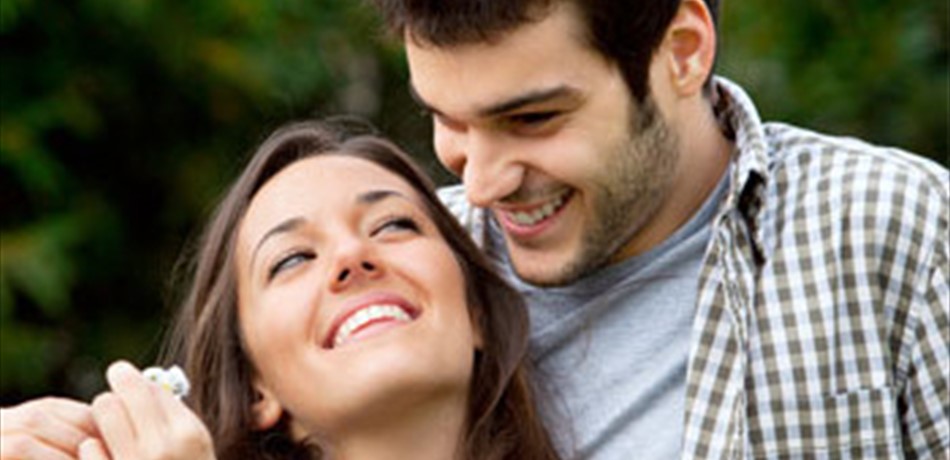 10 أمور عززيها لدى زوجك لتزداد ثقته بنفسه