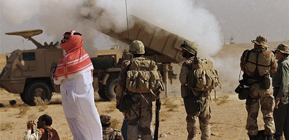 صحيفة روسية تحذر من حرب في الخليج.. نظام "إس-400" قد يُشعلها!