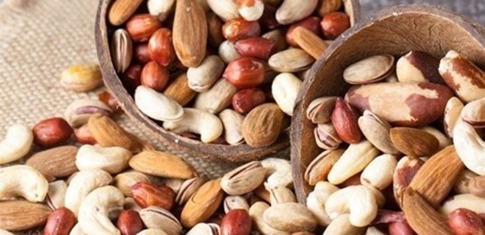بينها الفول والعدس.. هذه الأطعمة تخفض الكولسترول