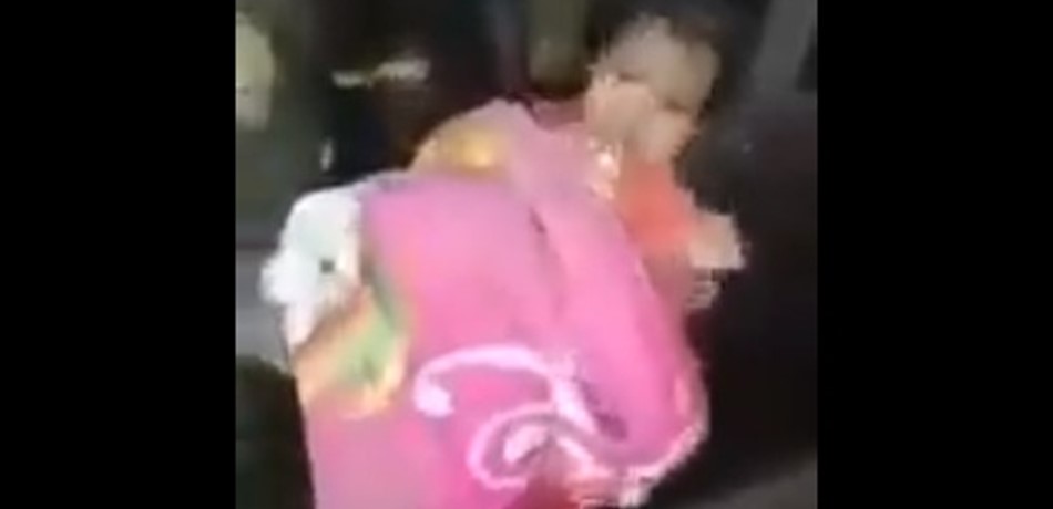 فيديو مؤثّر: العناية الإلهية تنقذ طفلة.. من تحت رماد بركان!