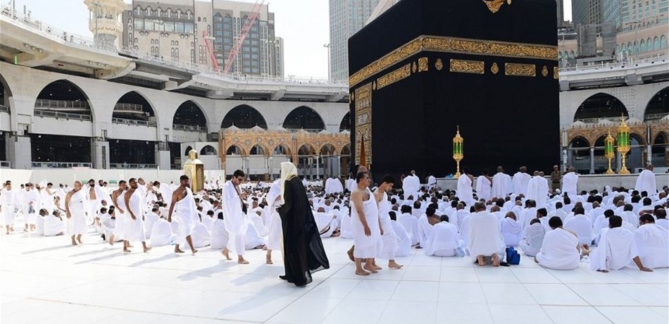 انتحار رجل في المسجد الحرام.. قفز من السطح إلى مكان الطّواف!