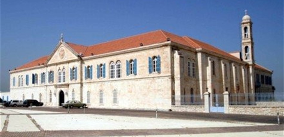 بكركي مهتمة بولادة سريعة للحكومة