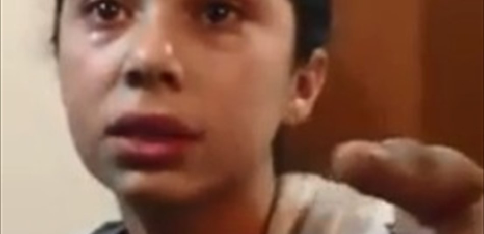 بالفيديو: طفلة فلسطينية في القدس تجهش بالبكاء وهي تناقش أفكارها الوطنية مع معلمتها
