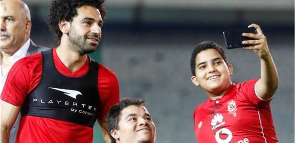 منتخب مصر يطلب توفير "حرس خاص"... ماذا حدث للاعبين؟!
