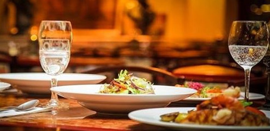 تعميم هام لاصحاب المطاعم والملاهي والباتيسري..
