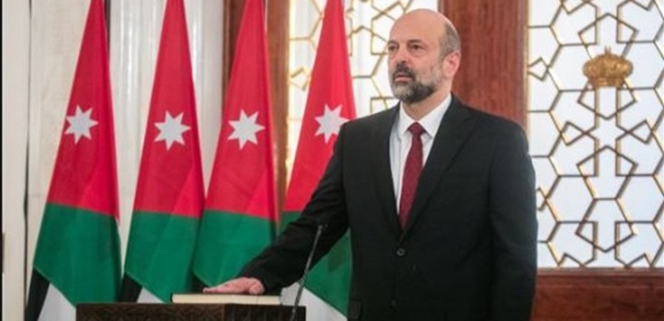 حكومة الرزاز أدت اليمين الدستورية امام ملك الأردن