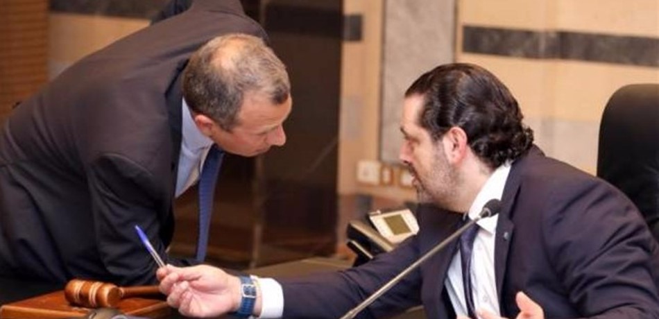 هل يُشكّل تأخير التأليف إلى أيلول رسالة غير إيجابية؟ 