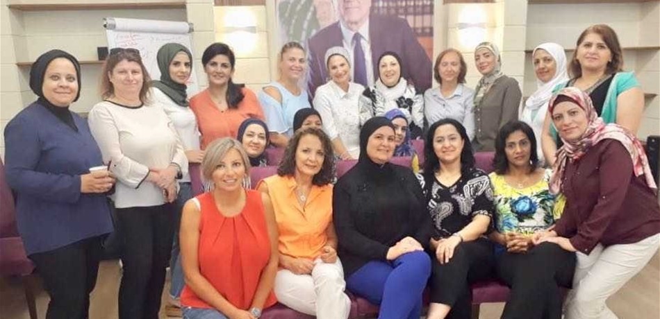 "التواصل الإيجابي": لقاء تفاعلي لقطاع المرأة في "العزم"