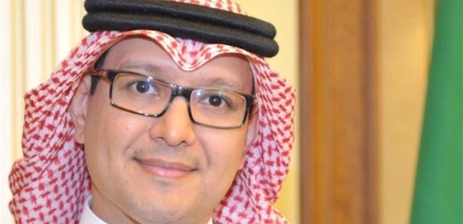 البخاري في المطار مودعا الحجاج اللبنانيين