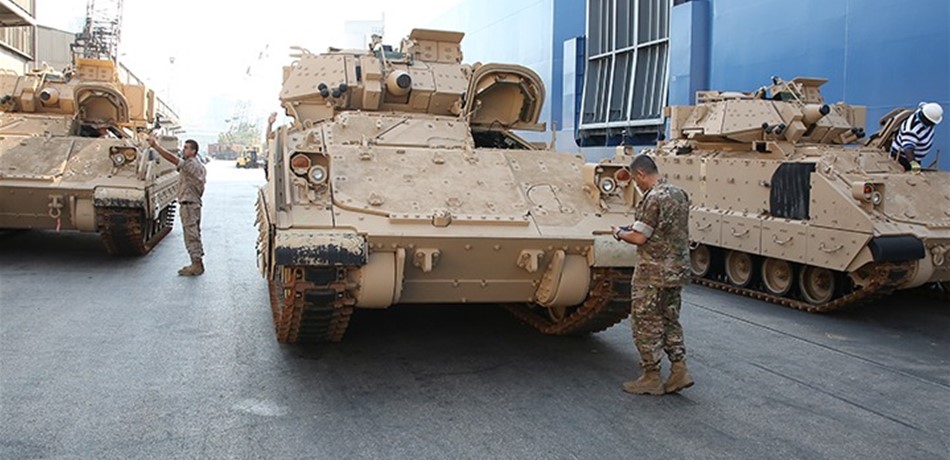 الجيش الدفعة الـ4 من آليات القتال المدرعة نوع "BRADLEY"