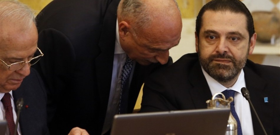 الحريري يدوّر الزوايا لبنانياً ويحافظ على ماء الوجه سعودياً