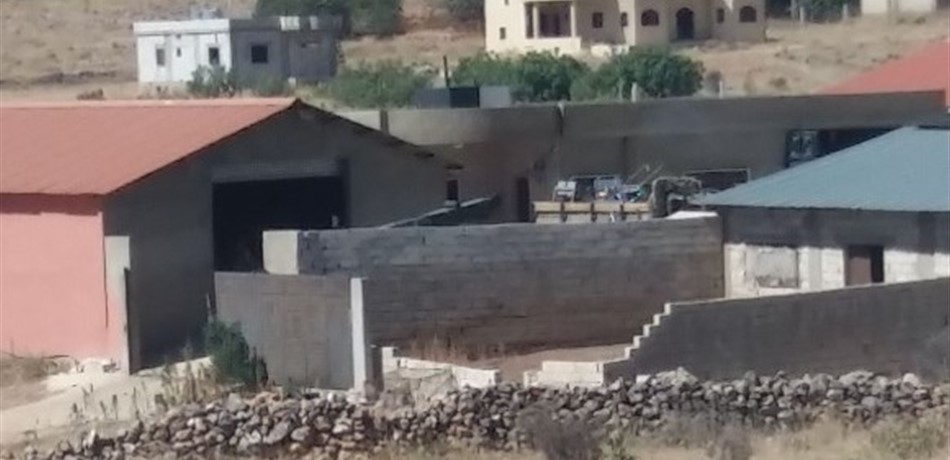 بالصور.. الجيش دهم مزرعة في بوداي وصادر مخدرات وحشيشة