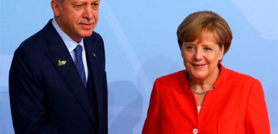 رغم التوتر.. أردوغان يُهاتف ميركل