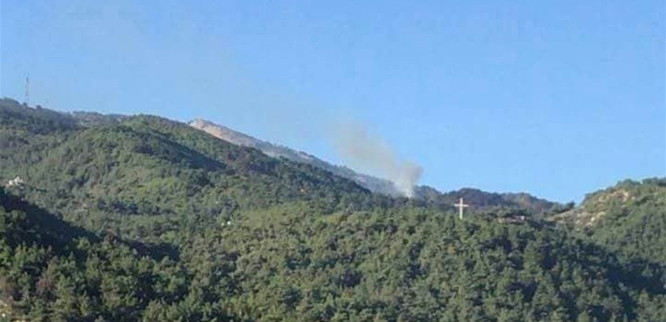 بالصورة: تجدد الحريق في بلدة القبيات 