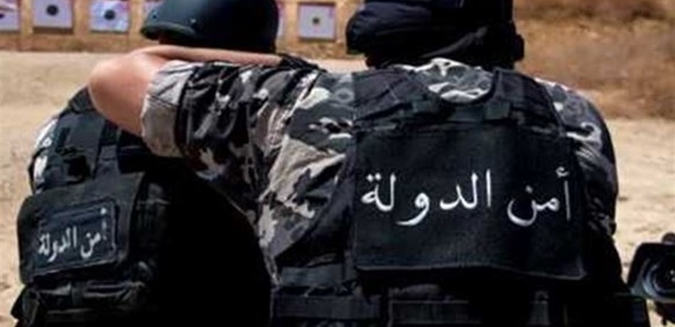 ادّعى بأنّه من "أمن الدّولة".. وهذا ما جرى!
