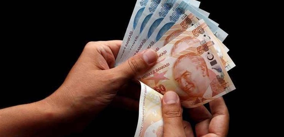 تغير جديد بسعر الليرة التركية عقب تصريحات ترامب "الصارمة"