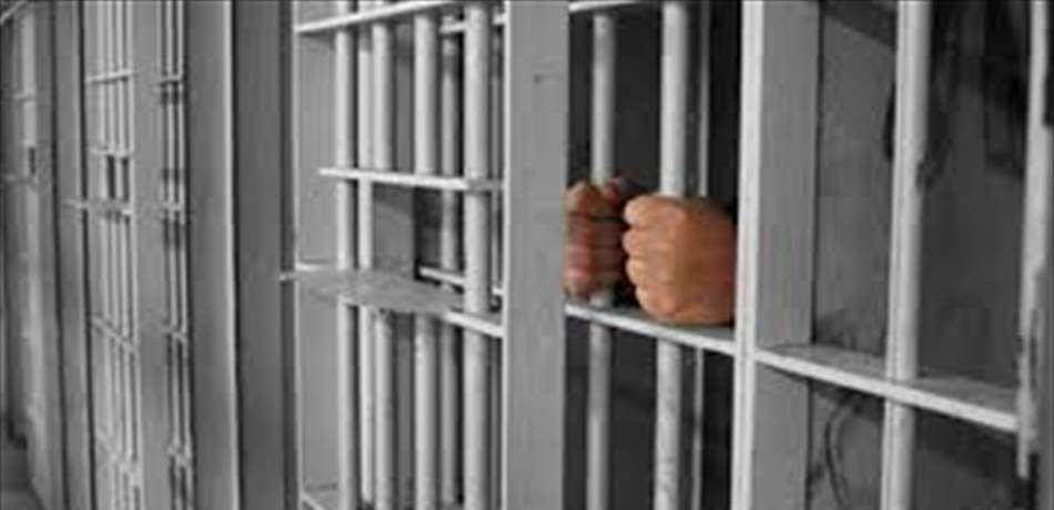 موقوف يدخل في غيبوبة نتيجة إضرابه عن الطعام لـ 3 أيام