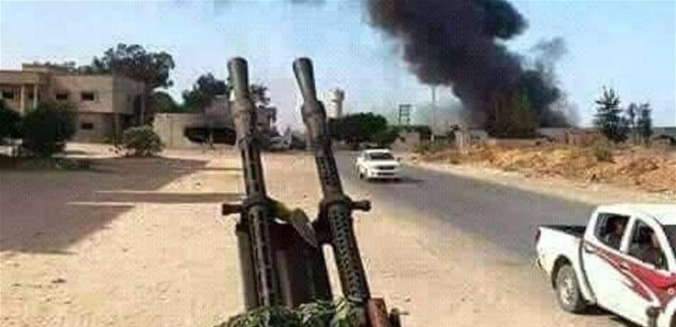 فرار مئات المعتقلين من سجن في ليبيا