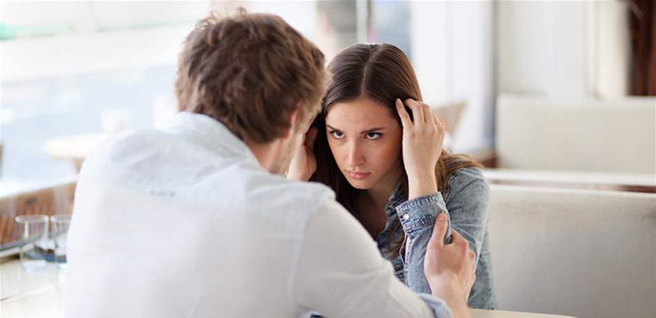 تشكين في أنّه يكذب؟ هذه العلامات تؤكد ذلك؟ 
