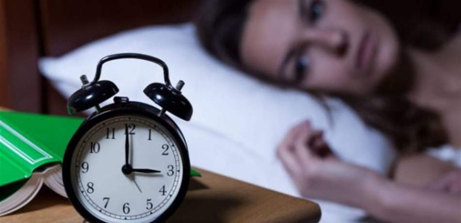 حل "عسكري" لمشكلة الأرق.. كيف تنام في 120 ثانية؟