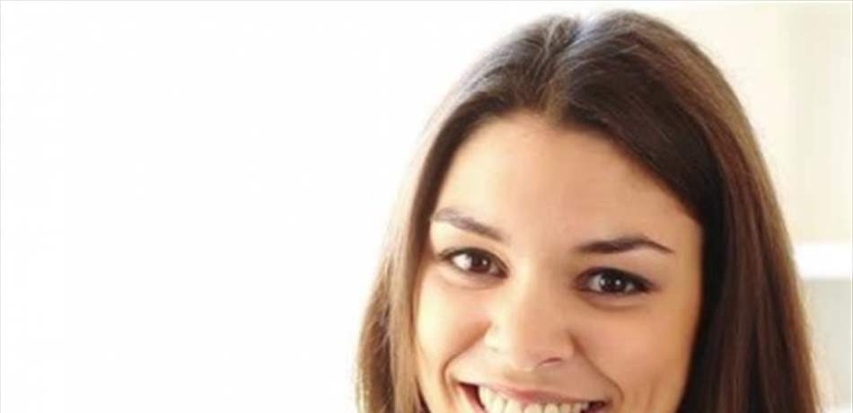 الضغط على هذه النقطة بوجهك يساعد على إزالة التجاعيد!