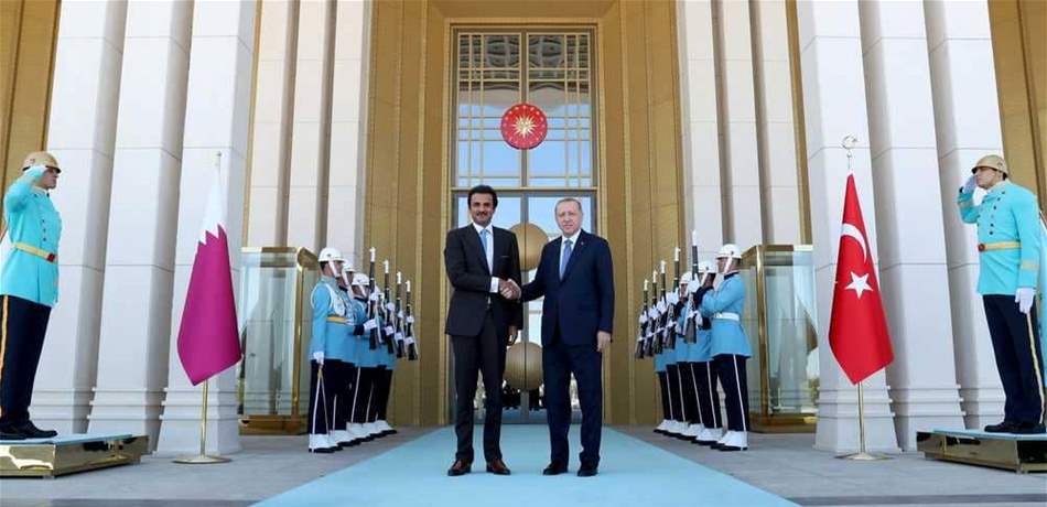 هدية غير مسبوقة من تميم الى اردوغان تثير بلبلة (بالفيديو والصور)